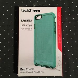iPhone 6/6s Plus Tech21 Case